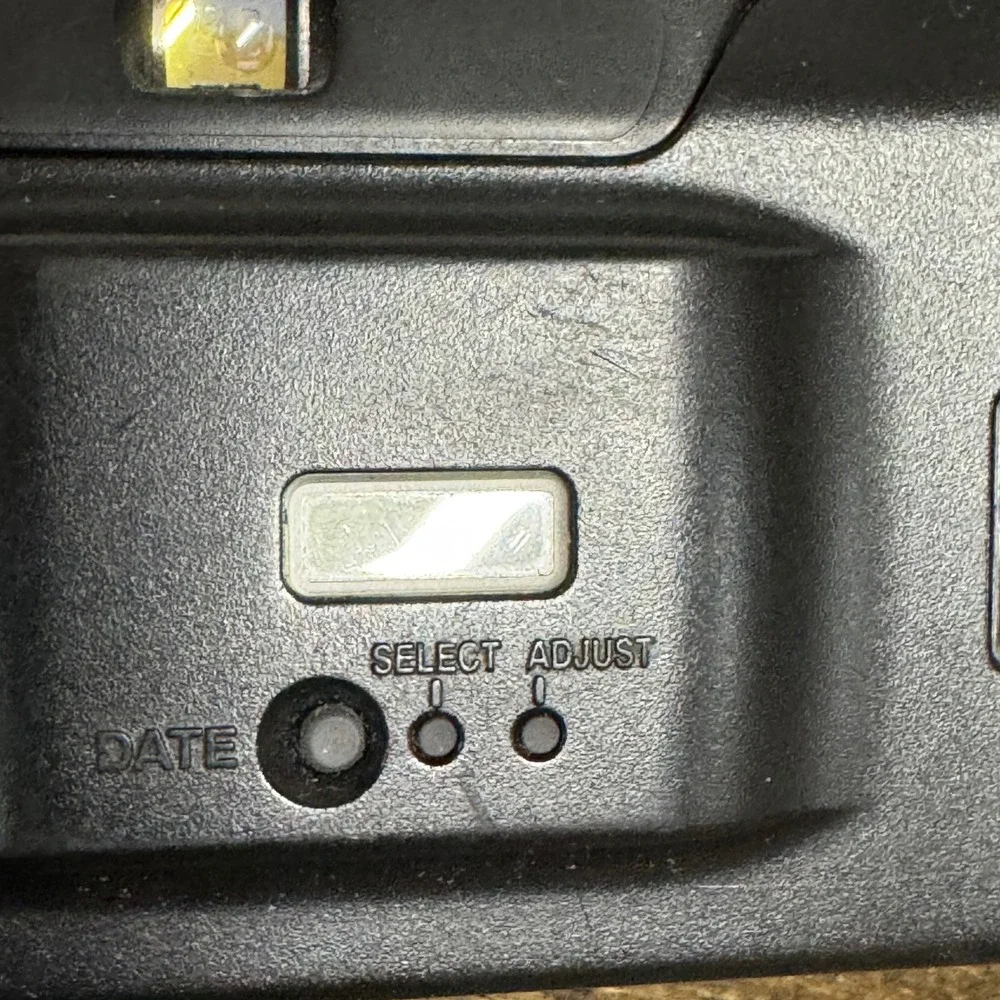Pentax IQZoom EZY-R 35mm Film Camera 38-70mm Zoom Lens Black AF Vintage Y2K